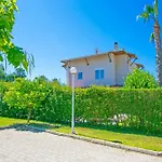 Villa Paradise Town Hazel