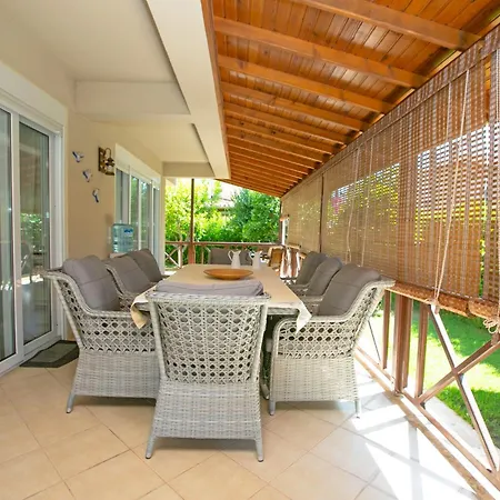 Paradise Town Hazel Villa