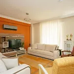 Paradise Town Hazel Villa *