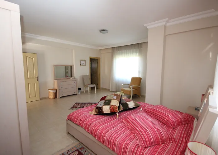 Paradise Town Hazel 别墅 贝莱克